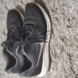 Womens nike running shoes